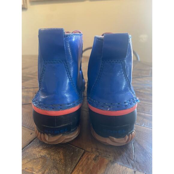 Sorel Out N About Blue/Coral Rain Boots Size 7 - Picture 3 of 7
